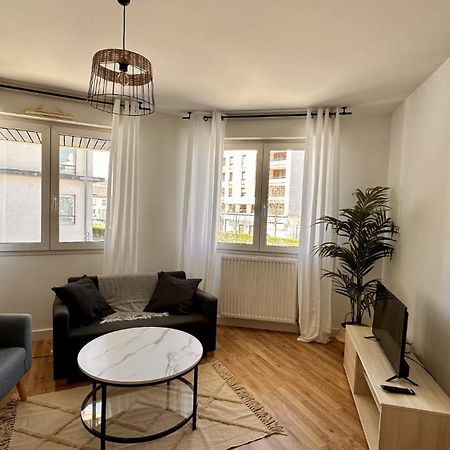 Villeurbanne • T2 Fraternite • Hostisy Exterior photo